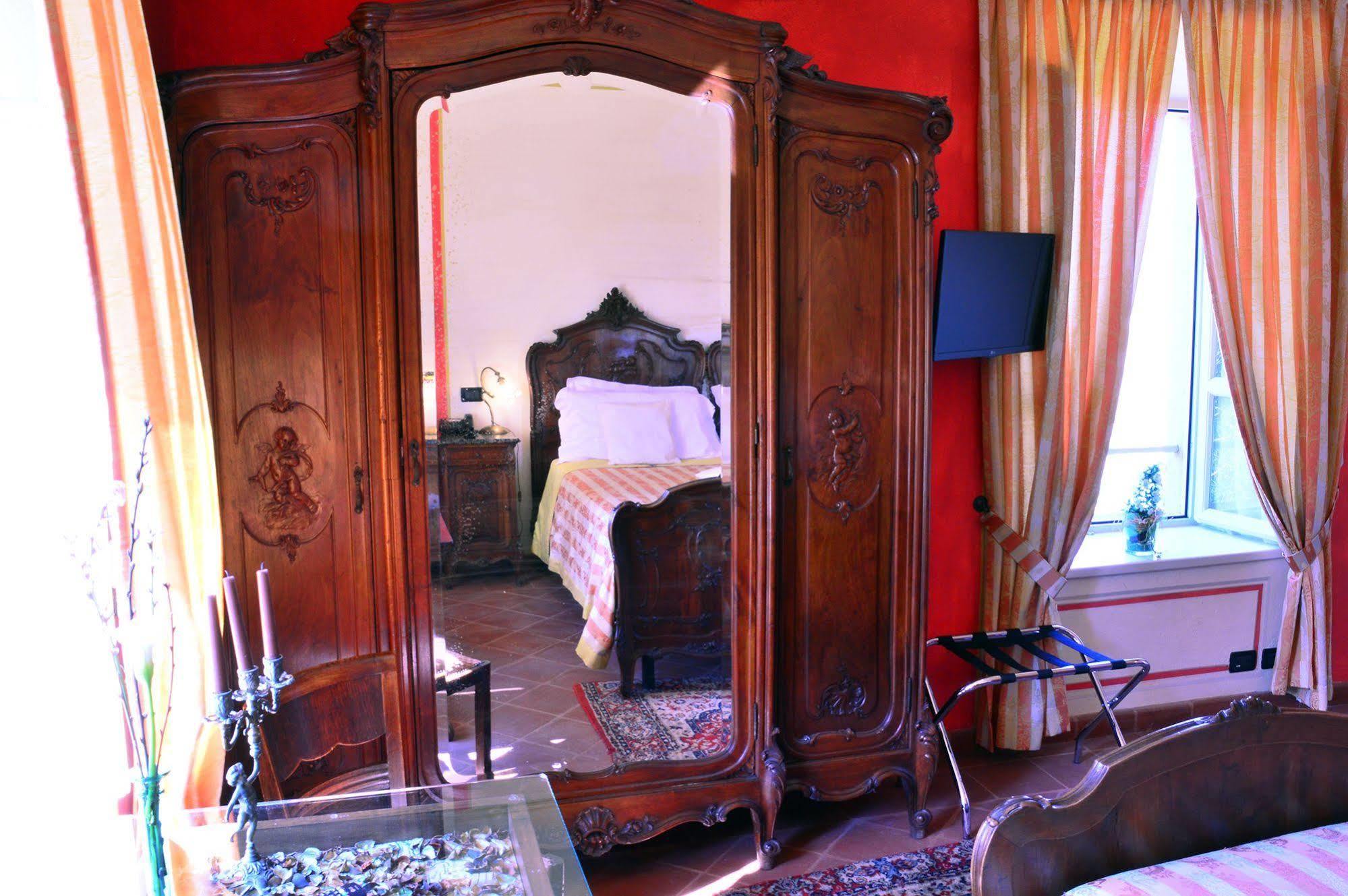 La Foresteria Del Castello - Wellness Hotel In Dimora Storica CastellʼAlfero Zewnętrze zdjęcie